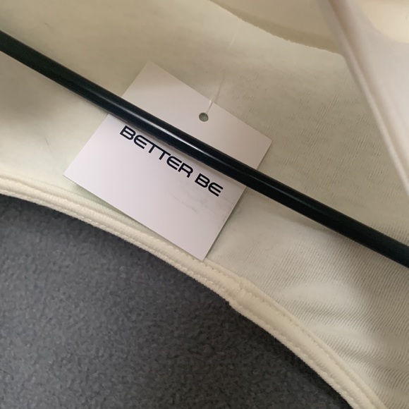 Knit crop top - Picture 5 of 7